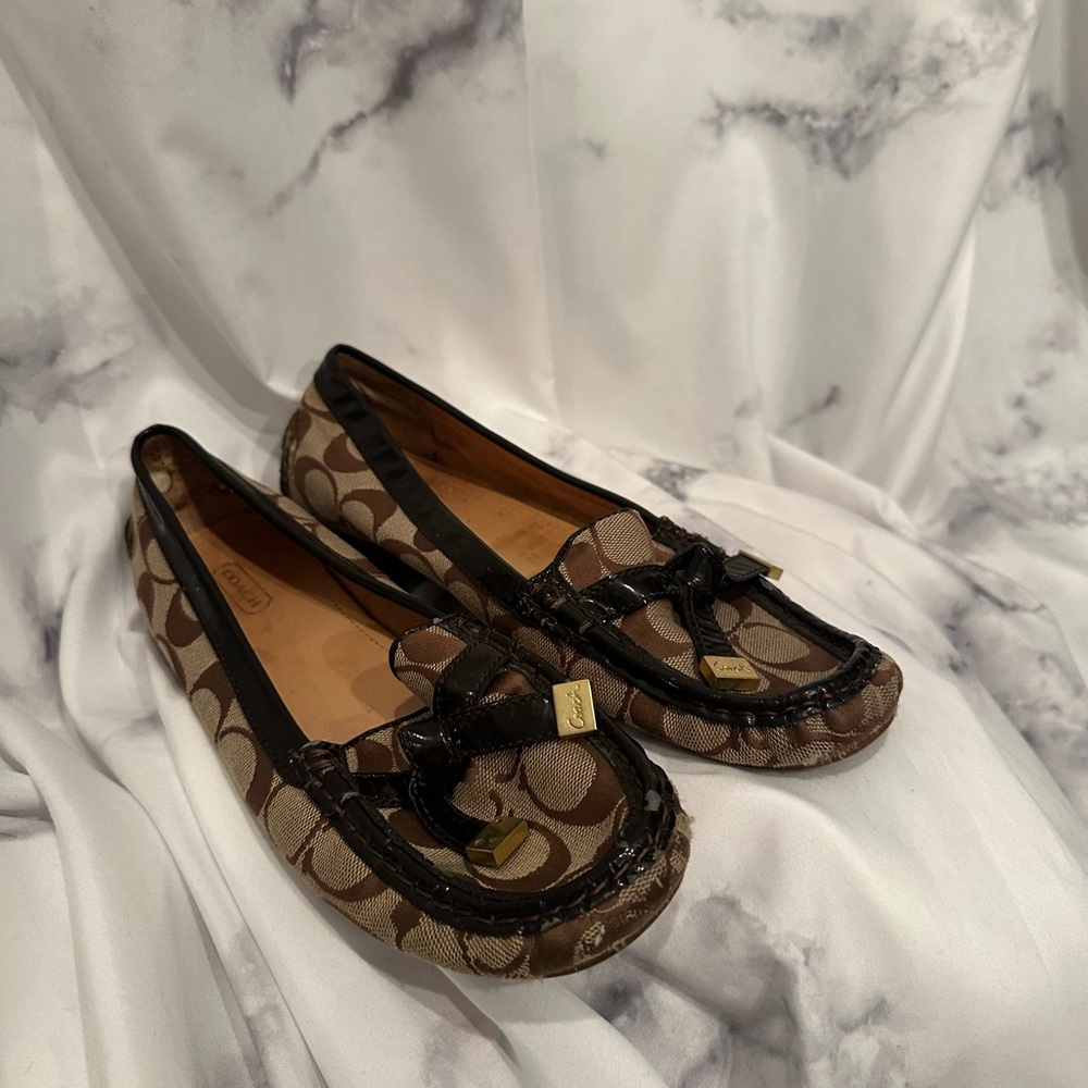 Vintage Coach brown canvas leather logo loafer shoes with bow🤎